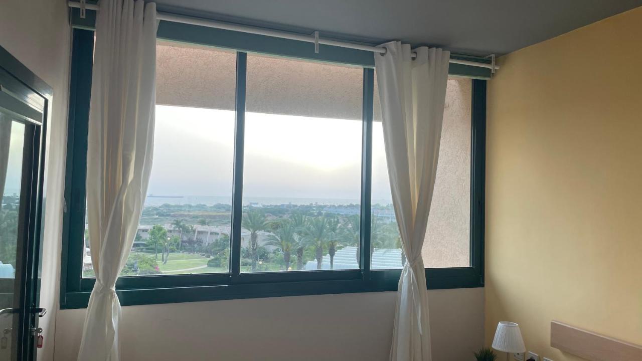 קיסריה נאות גולף- Oren Apartment Ngoại thất bức ảnh
