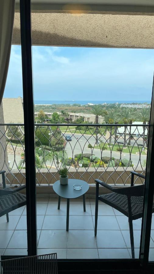 קיסריה נאות גולף- Oren Apartment Ngoại thất bức ảnh