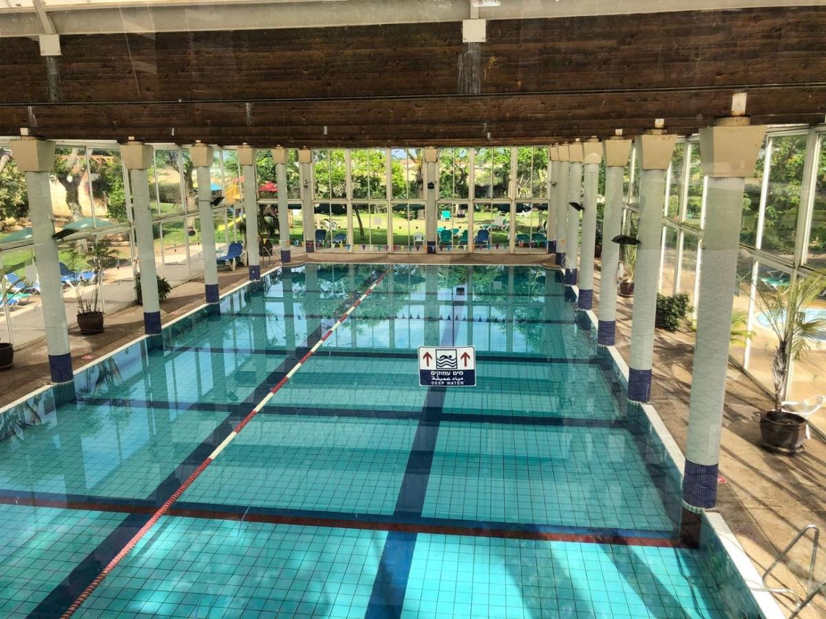 קיסריה נאות גולף- Oren Apartment Ngoại thất bức ảnh